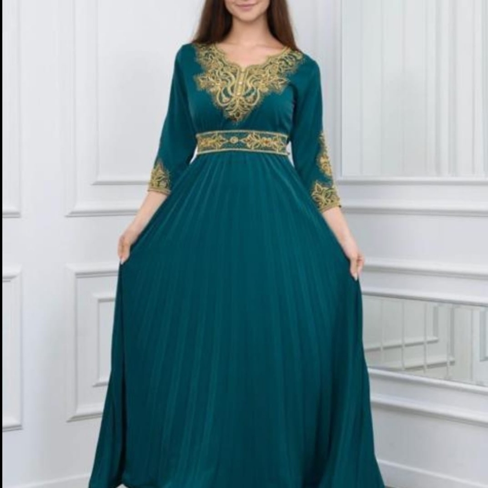 Long pleated maternity dress